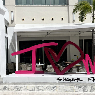 Aventura x Sugar Factory Sculpture